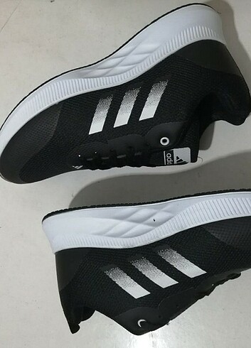 42 Beden Adidas Run Spor Ayakkabı 