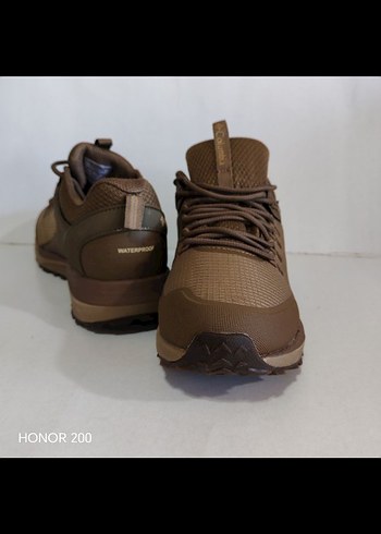 Columbia - Görsel 3