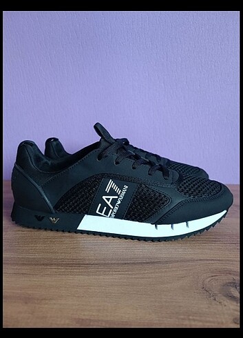 Emporio Armani x8x 