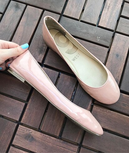 36 Beden Nine west pudra babet