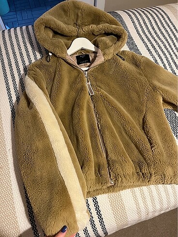 Bershka peluş mont
