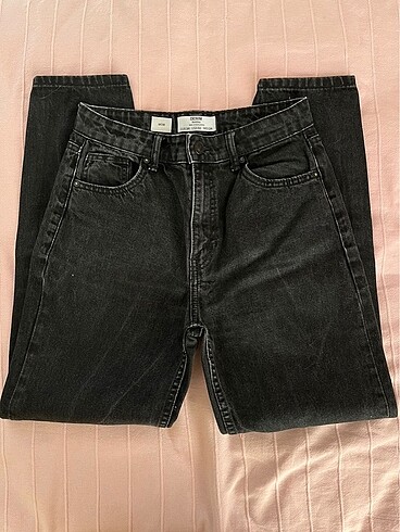 34 Beden Bershka mom jean