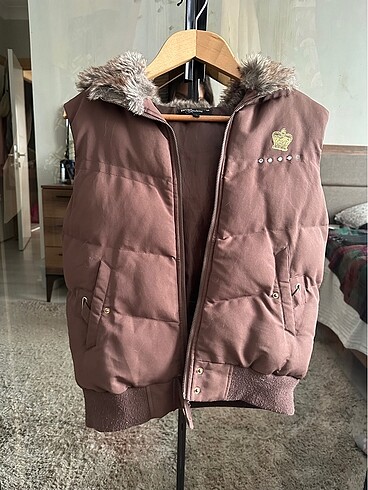 Mont yelek