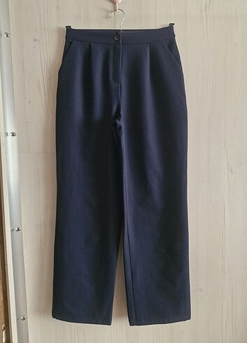Trendyolmilla lacivert kumaş pantolon