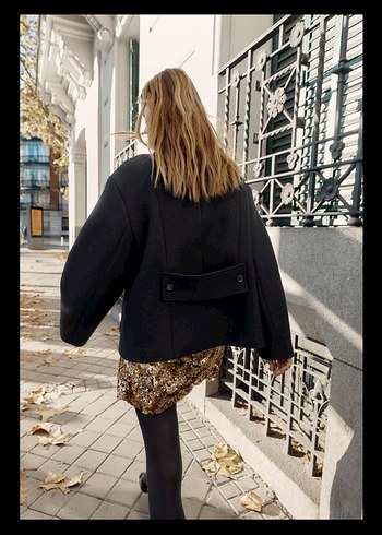 Düğmeli Siyah Kısa Kadın Kaban - Görsel 2