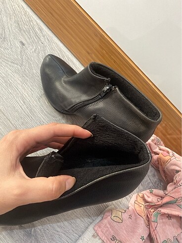Zara Gizli Platform topuklu bot