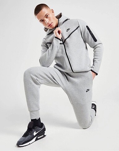 Nike Eşofman Takımı