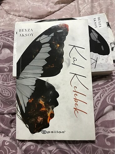 Beyza Aksoy- Kül kelebek