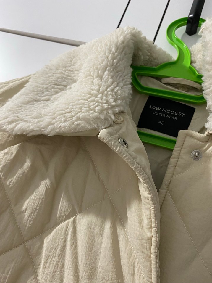 Beyaz Kadın Midi Kışlık Ceket - Görsel 5
