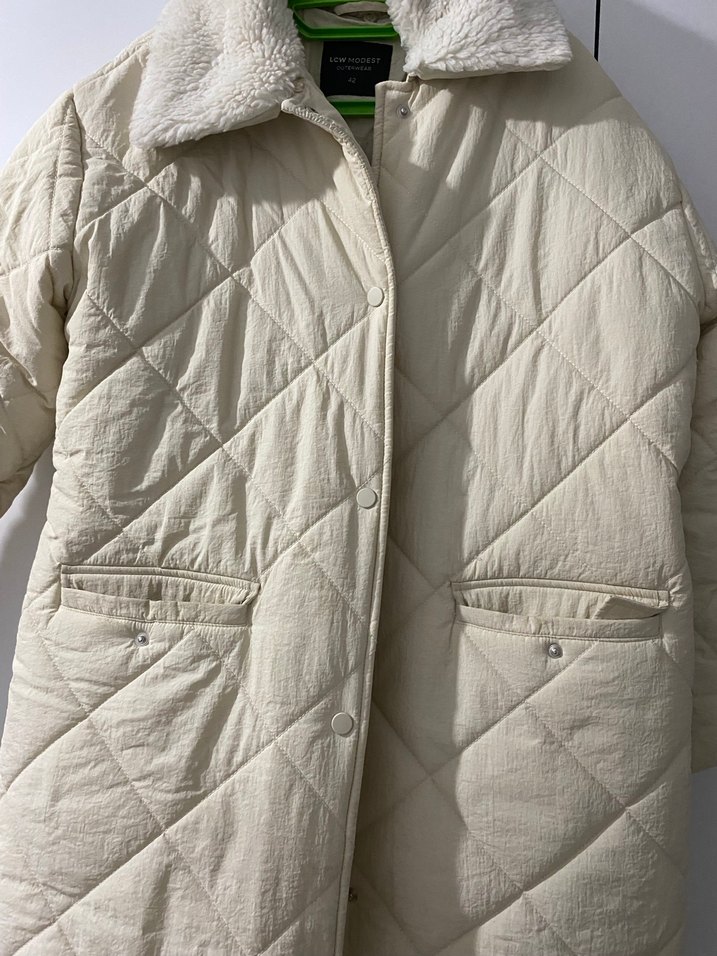 Beyaz Kadın Midi Kışlık Ceket - Görsel 2