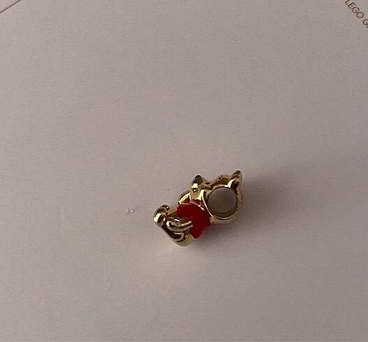 Pandora Winnie the Pooh charm pandora