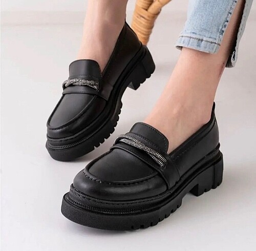 39 Beden siyah Renk ?KADIN LOAFER AYAKKABISI
