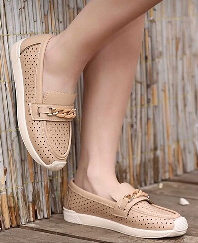Diğer KADIN LOAFER DELİKLİ AYAKKABI