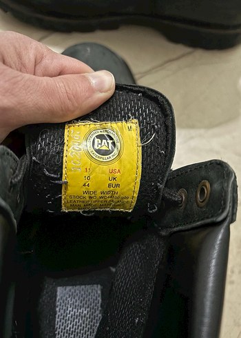 Siyah Caterpillar Erkek Bot - Görsel 3