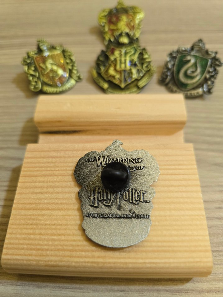 Mavi Parlak Ravenclaw Rozeti - Görsel 2