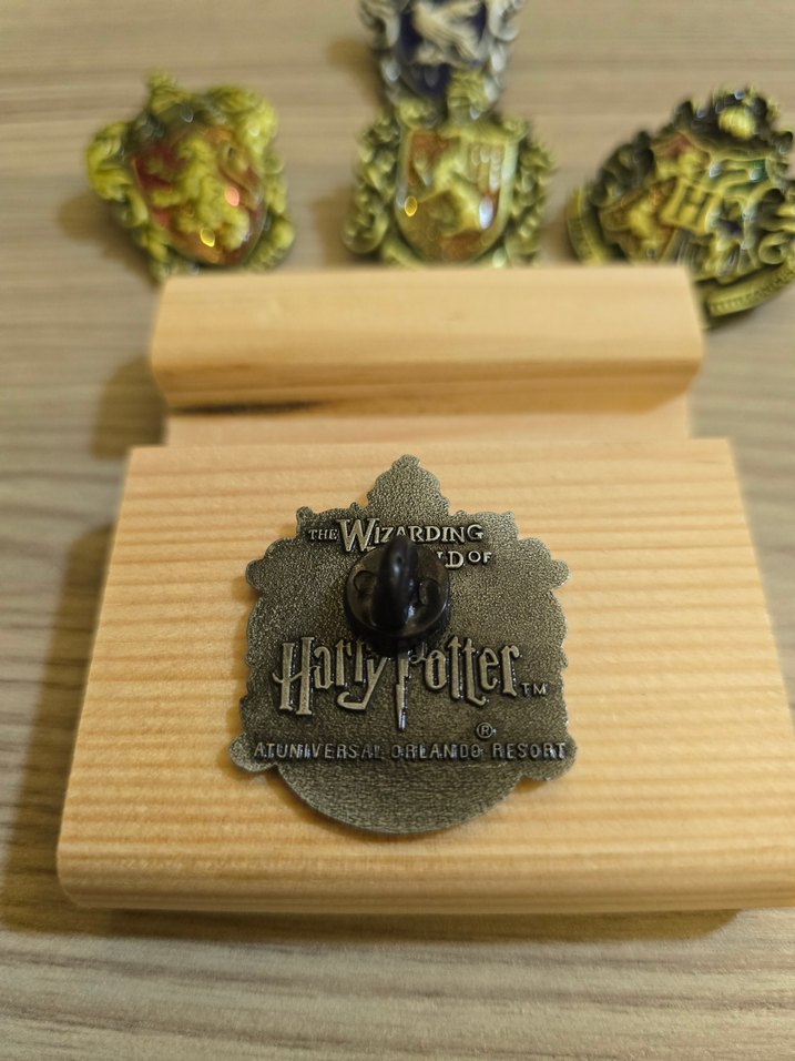 Yeşil Parlak Slytherin Rozeti - Görsel 2