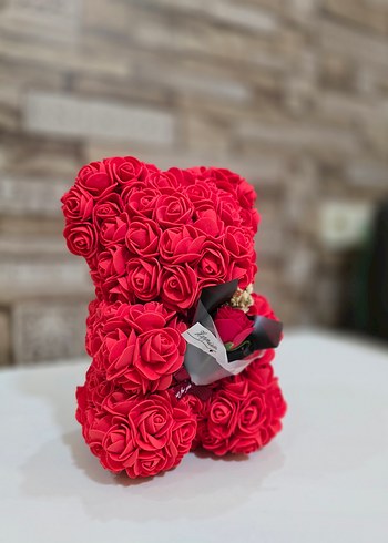 Sevgililer Gününe Özel Kırmızı Güllerden Peluş Ayıcık - Görsel 2