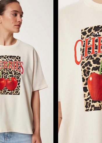 Beyaz Baskılı Oversize Kadın Tişört