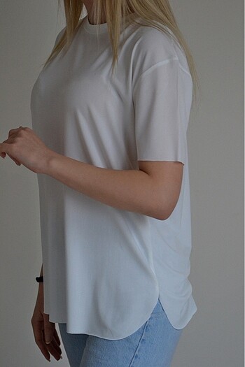 Kadın Beyaz Lazer Kesim Basic T-shirt