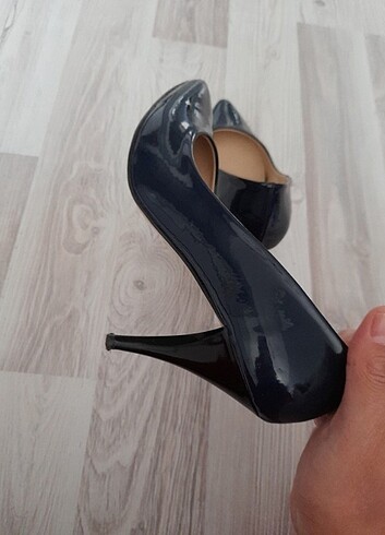 Temiz sifirdan farksiz stiletto 