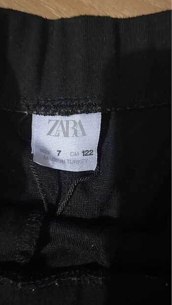 Zara Az giyildi