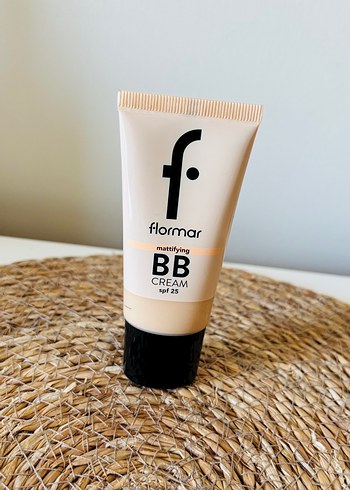 Flormar Matlaştırıcı BB Krem SPF 25 Beige