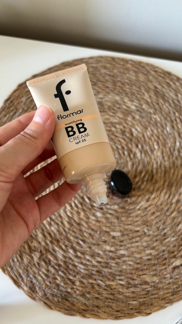 Flormar Matlaştırıcı BB Krem SPF 25 Beige - Görsel 4
