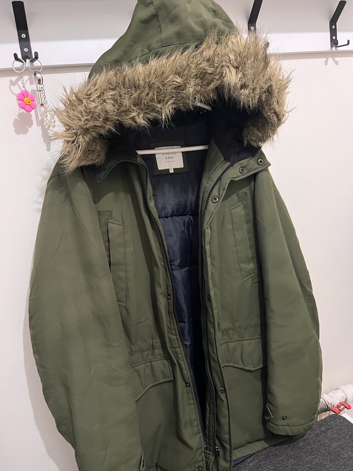 Kürklü Kapüşonlu Haki erkek mont - Görsel 3