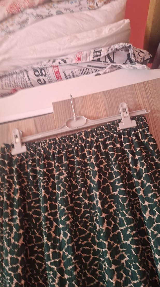 Yeşil Yılan Desenli Uzun Fırfırlı Etek - Görsel 4