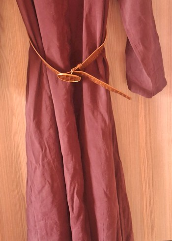 Bordo Kemerli Uzun Keten Elbise - Görsel 3