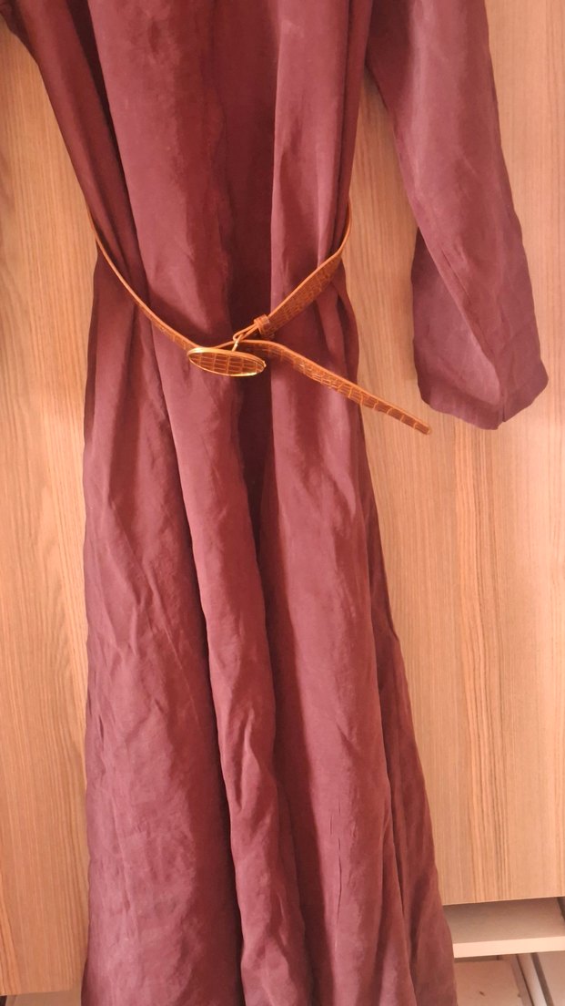 Bordo Kemerli Uzun Keten Elbise - Görsel 3