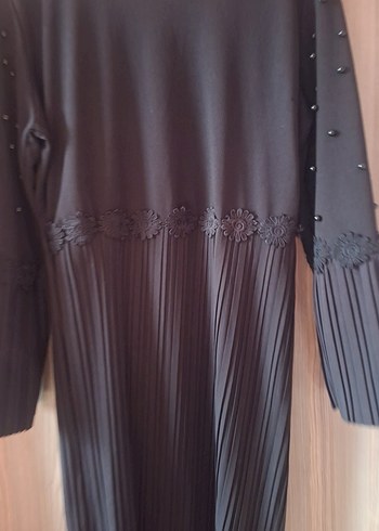 Siyah Piliseli Uzun Kollu Uzun Elbise - Görsel 4