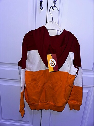 Kapşonlu - Görsel 3