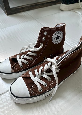 Kahverengi Converse Yüksek Tabanlı Kadın Spor Ayakkabı