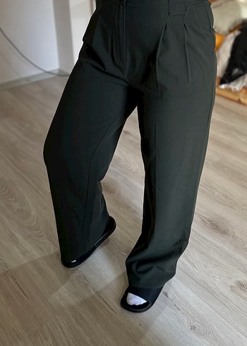 Kadın Regular Fit Midi Kumaş Pantolon koyu yeşil