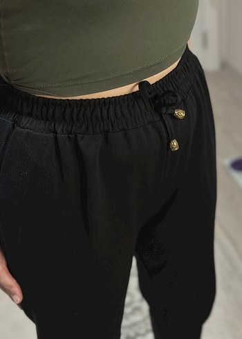 Düğmeli Siyah Kadın Kumaş Pantolon - Görsel 5