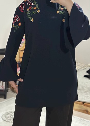 Nakışlı Siyah Midi Kadın Tunik - Görsel 9