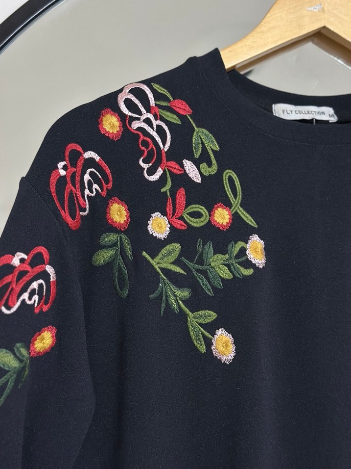 Nakışlı Siyah Midi Kadın Tunik - Görsel 3