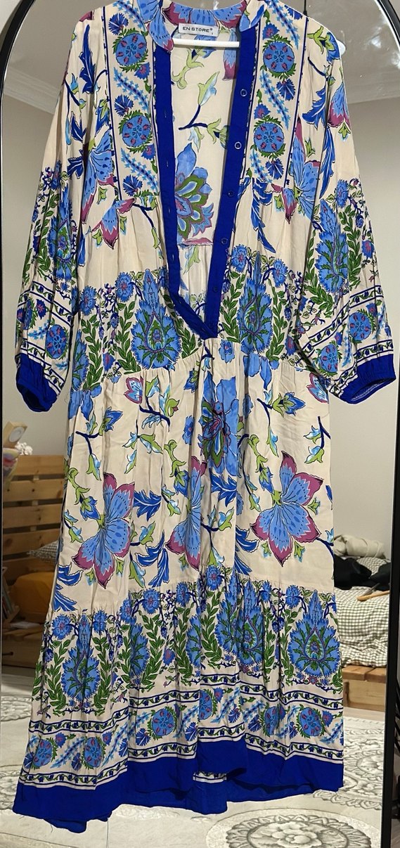 Mavi Çiçek Desenli Uzun Bohem Elbise - Görsel 4