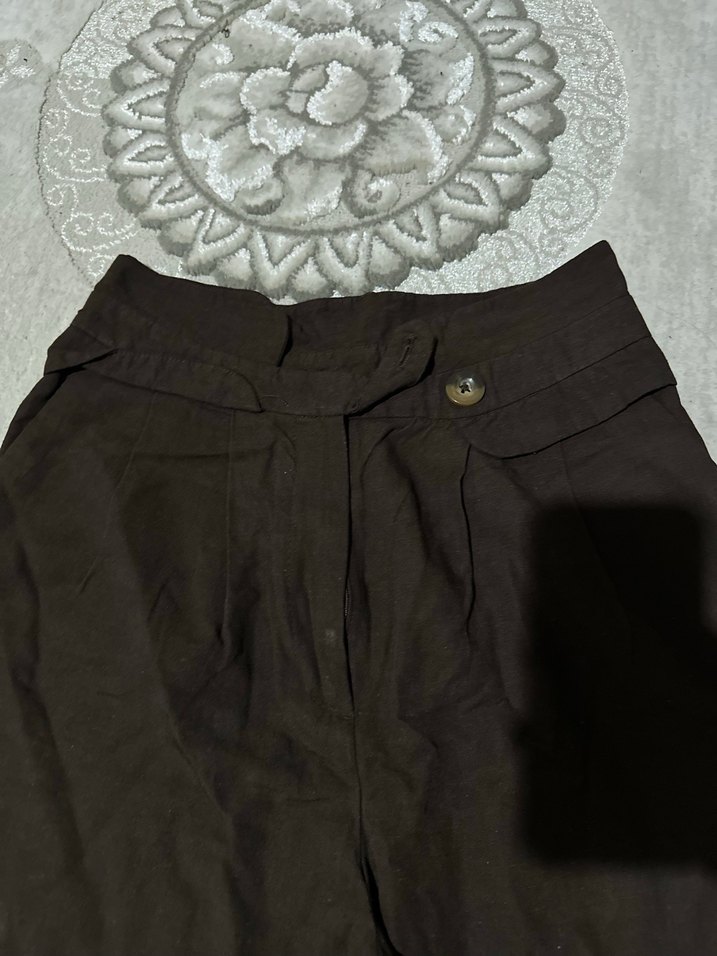 Kemer Detaylı Bol Kesim Kahverengi Keten Pantolon - Görsel 4