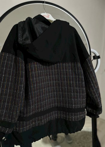 Kapüşonlu Düğmeli Siyah Kadın Ceket - Görsel 9