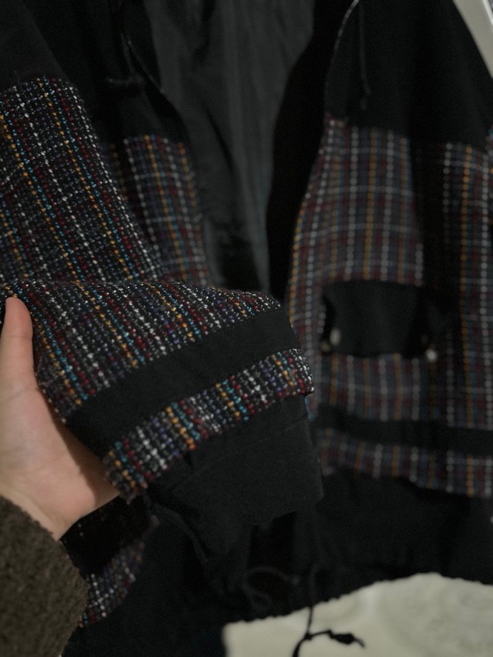 Kapüşonlu Düğmeli Siyah Kadın Ceket - Görsel 3