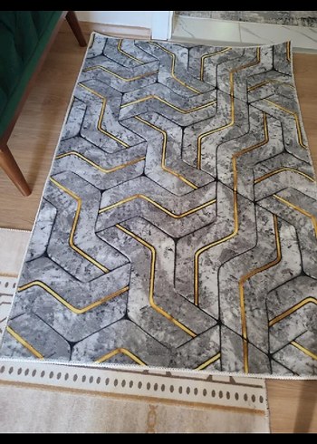 Gri Modern Desenli Baskılı Halı