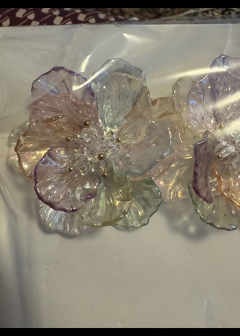 Pastel Renkli Boncuklu Çiçek Küpeler - Görsel 2