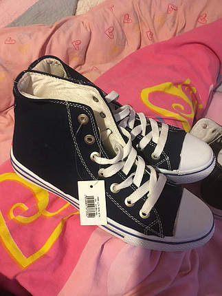 lacivert bilek converse