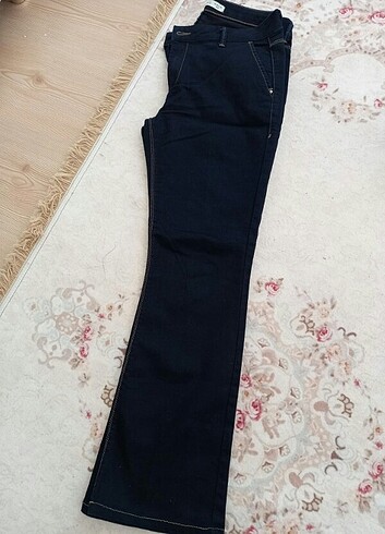 Jeanss
