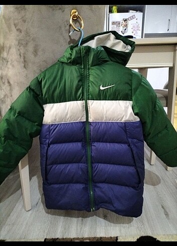Nike mont 