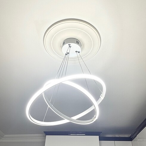 MODERN SARKIT HALKA LED AVİZE BEYAZ RENK