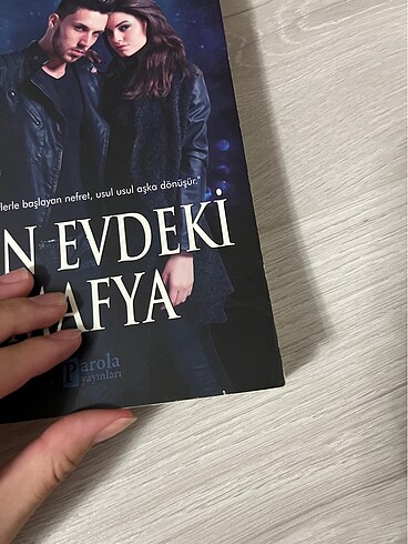 Beden Renk Parola yayınları-Yan evdeki mafya-