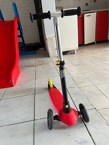 Decathlon B1 scooter - Görsel 3